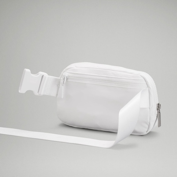 Brand New With Tag, Lululemon Belt Bag - Picture 3 of 4